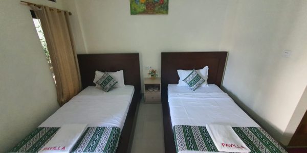 room superior twin bed runner tenun 10