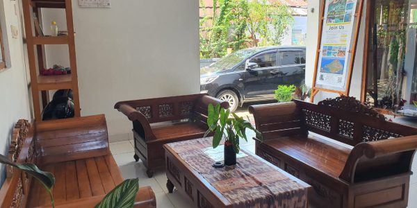 lobby outdoor2